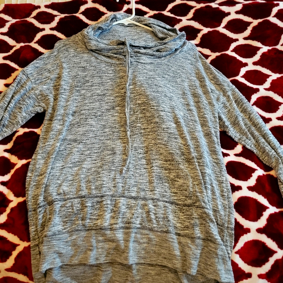 Light Workout Sweater
